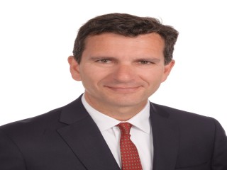 Portrait photo Alejandro Valenzuela